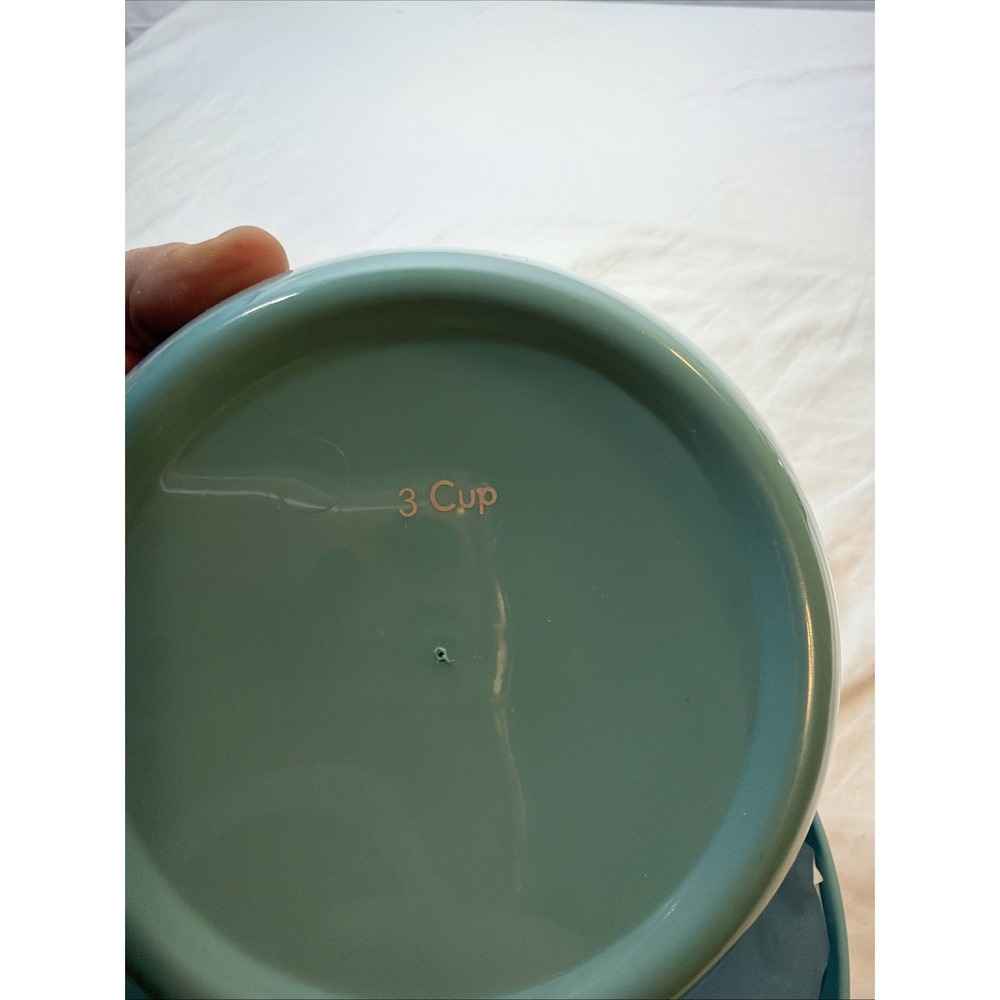 Set Of 4 Nesting Kitchen Aid Bowls W/ Lids - Picture 4 of 8